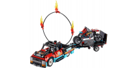LEGO TECHNIC Le spectacle de cascades du camion et de la moto 2020